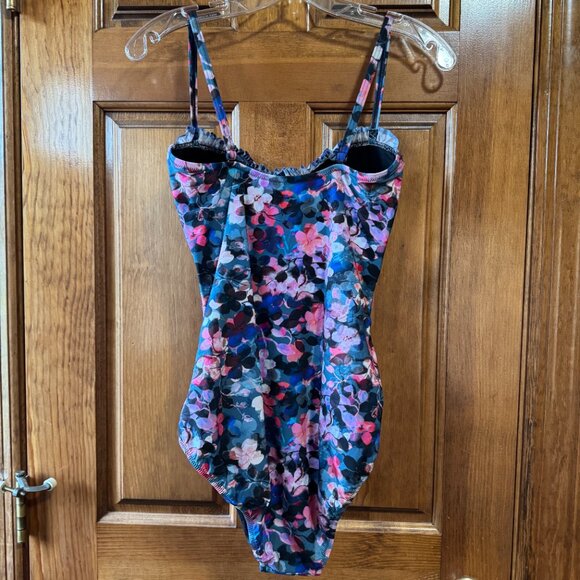 Profile by Gottex Romeo & Juliette Floral Ruched Ruffle 1 PC Size 10 Swimsuit - Picture 3 of 10